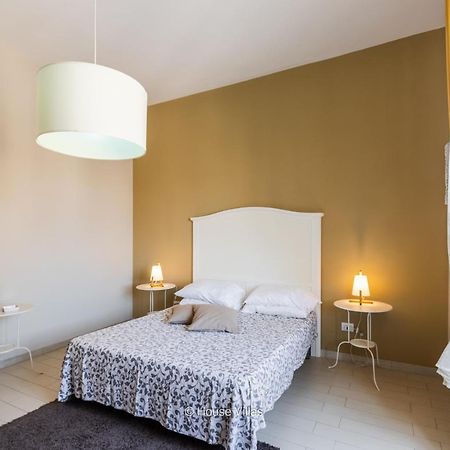 Il 49 Rooms Noto Esterno foto